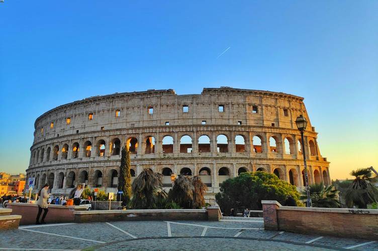 Le colisée de rome: histoire, fascination et symbole de la ville éternelle Hôtel Mecenate Palace Rome Le colisée de rome: histoire, fascination et symbole de la ville éternelle Hôtel Mecenate Palace Rome