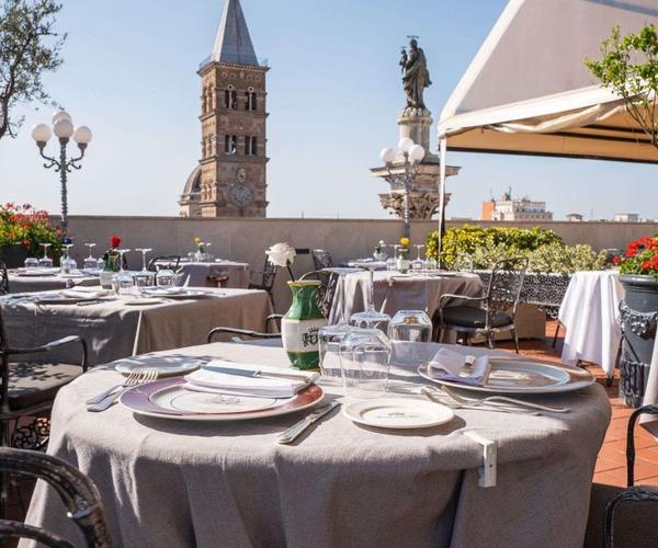 Réservez au tarif le plus avantageux Hôtel Mecenate Palace Rome Réservez au tarif le plus avantageux Hôtel Mecenate Palace Rome
